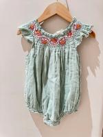滿滿刺繡包屁衣