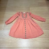刺繡洋裝