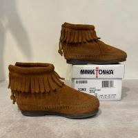二手 Minnetonka Boots 唐卡靴 莫卡辛手工流蘇短靴