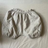 淺棕格紋短褲