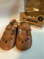 Old Soles 棕色雕花鞋