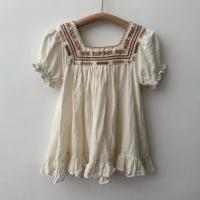花花刺繡泡泡袖洋裝