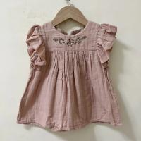 粉棉紗刺繡上衣