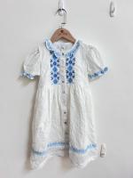 白色長春藤刺繡洋裝