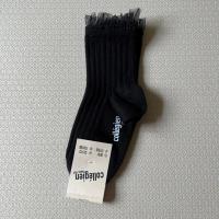 黑色蕾絲