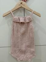 粉色針織吊帶包屁衣