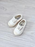 LADBROKE CRU WHITE SOLE 小白鞋
