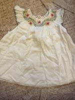 Louise Misha白色刺繡洋裝