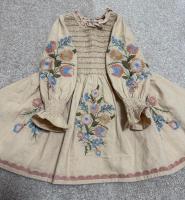 apolina刺繡洋裝