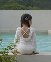  swan swimwear / frill swimsuit 芭蕾裙擺泳衣