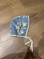 藍色帽子