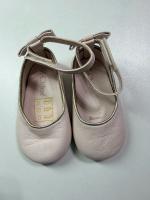 經典粉紅蝴蝶鞋