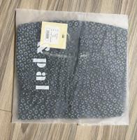 幾何花花泡泡袖傘狀上衣