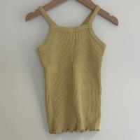 梨黃色細肩帶內搭上衣