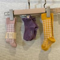 格紋襪襪+花邊襪襪