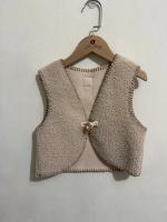 OZONZ 軟綿綿羊角扣背心 Mongle Vest 