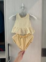 米黃色套裝