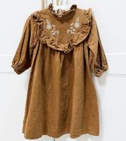 咖色胸前刺繡洋裝