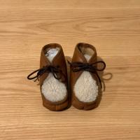 BROWN AND WHITE SHEARLING SOFTSOLE
