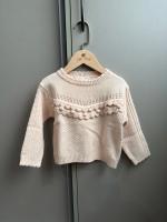 米白色毛衣