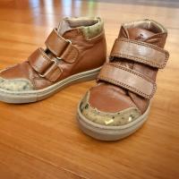 魔鬼氈高筒皮鞋