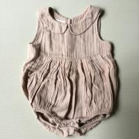 粉小領子連身衣