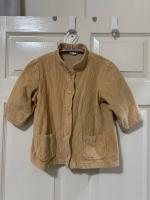 淺黃色立領外套