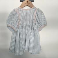 甜美泡泡袖上衣