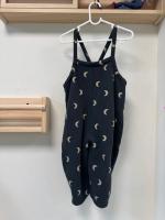 Organic Zoo 黑底白月內刷毛吊帶褲（二手良好）