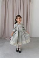 花瓣領碎花洋裝