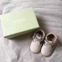 米白蕾絲小皮鞋