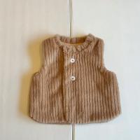 棕色毛毛背心
