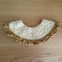 手編みのつけ襟スタイ classic