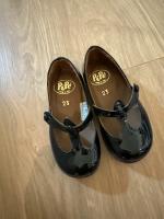 全新Pepe 漆皮皮鞋