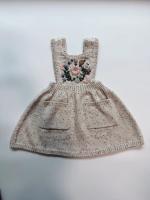 bouquet pinafore . snowdrop tweed
