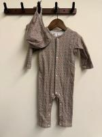 80 連身衣（附帽）