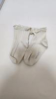 米白蕾絲短襪