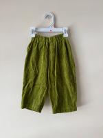 綠色燈芯絨蘿蔔褲