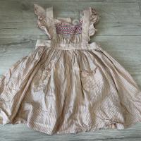 刺繡洋裝