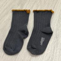 經典羅紋花邊短襪