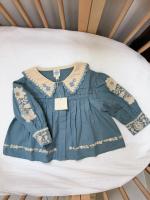 藍色刺繡翻領長袖上衣