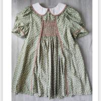 復古碎花刺繡荷葉領連身裙