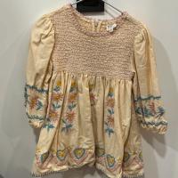 刺繡洋裝
