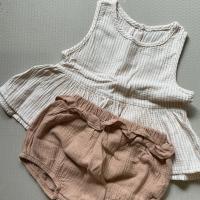 棉質無袖條紋上衣與南瓜短褲兩件套