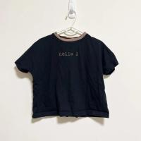 黑色撞色領口字母刺繡短袖上衣