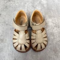 經典蕾絲皮革涼鞋