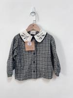灰色格紋翻領刺繡長袖襯衫