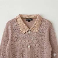 精緻刺繡領口針織衫