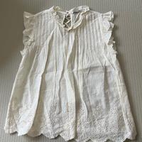 白色蕾絲背心