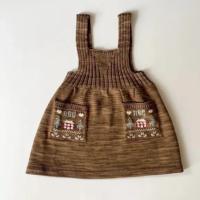 Stitch Sampler Pinafore - Cocoa 房子刺繡針織背心裙 - 可可棕